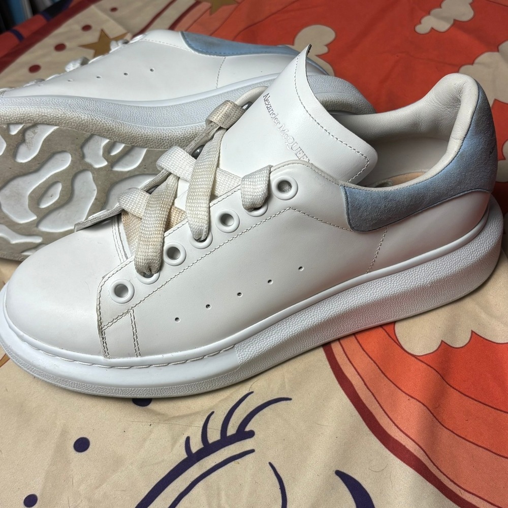 Alexander McQueen Oversized Sneakers White Light Blue Suede 553770 38.5 Designer
